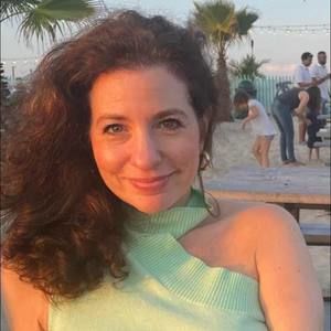 Meet your Posher, Antonia